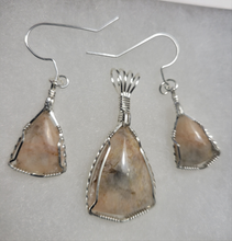 Load image into Gallery viewer, Custom Wire Wrapped Crazy Horse Monument Granite Set: Earrings Necklace Sterling Silver
