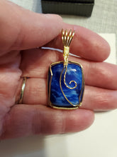 Load image into Gallery viewer, Custom Wire Wrapped Star Burst Necklace/Pendant 14Kgf