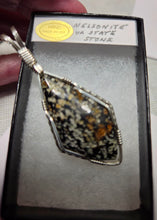 Load image into Gallery viewer, Custom Wire Wrapped Nelsonite Virginia State Stone Necklace/pendant Sterling Silver