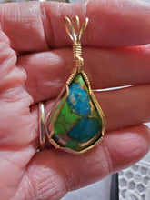 Load image into Gallery viewer, Custom wire wrapped Mojave Green Turquoise &amp; Copper  Necklace/Pendant 14kgf