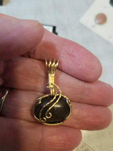 Custom Wire Wrapped Gray Hokie Stone from Virginia Tech Necklace/Pendant 14kgf